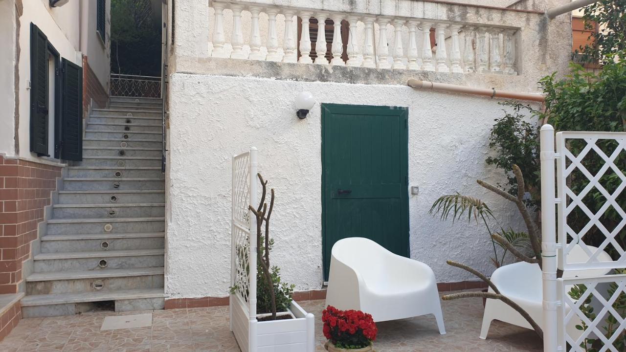 La Pomelia Apartment Palermo Luaran gambar