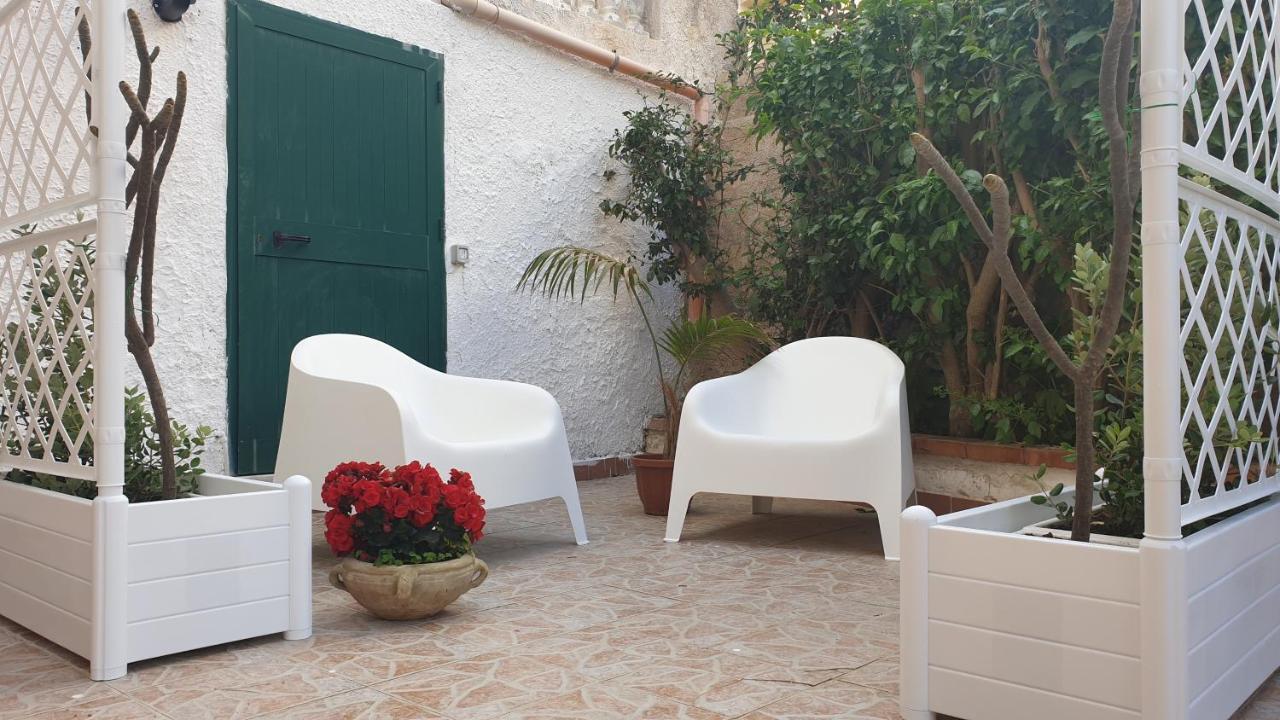 La Pomelia Apartment Palermo Luaran gambar